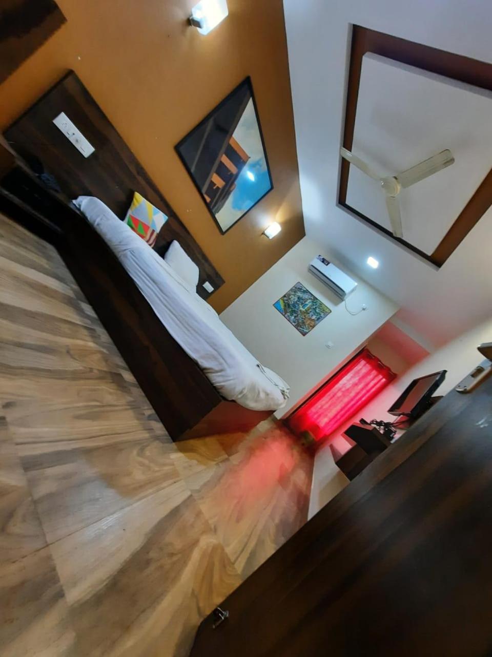 Karla Retreat Resort Lonavala Eksteriør billede