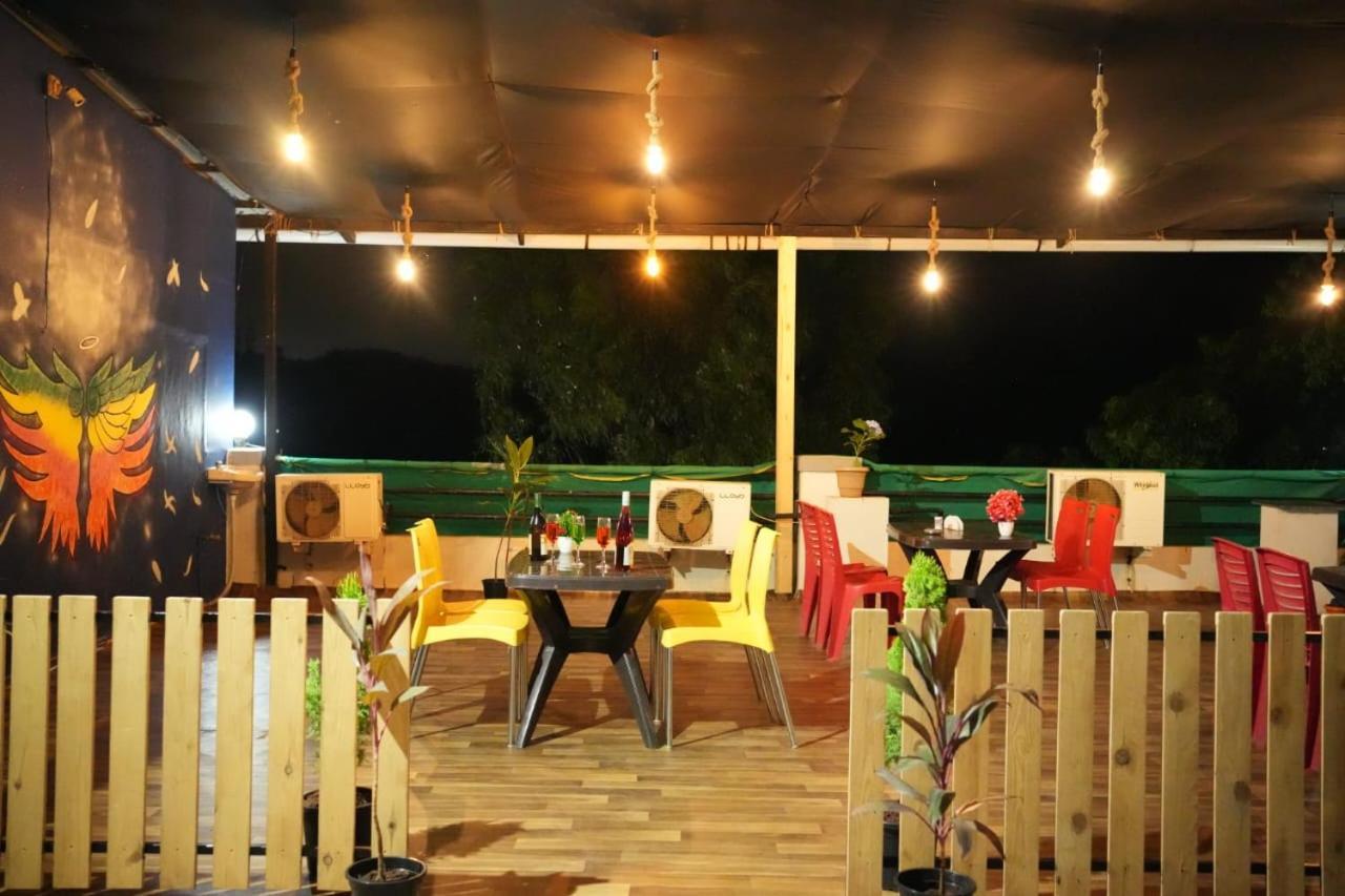 Karla Retreat Resort Lonavala Eksteriør billede