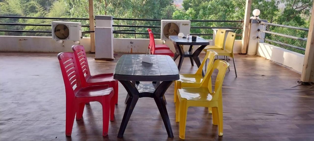 Karla Retreat Resort Lonavala Eksteriør billede