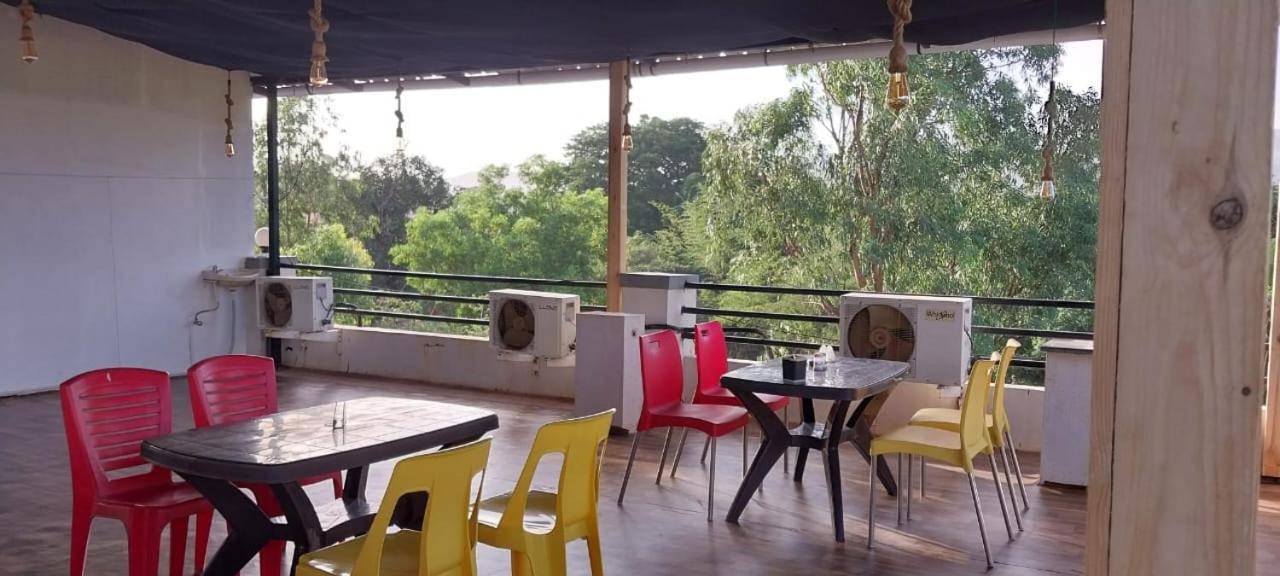 Karla Retreat Resort Lonavala Eksteriør billede
